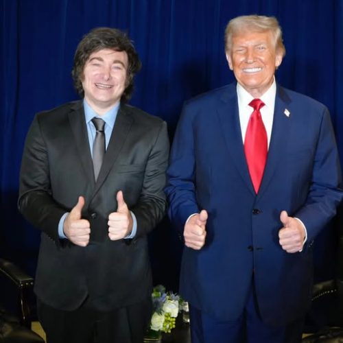 América para los pueblos de América