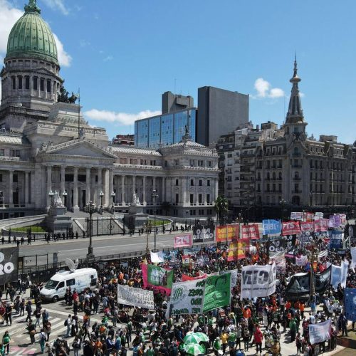 Unidad para derrotar a Milei